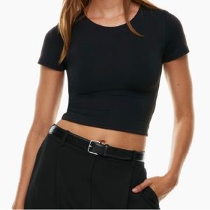 Aritzia Babaton Contour Crew Tee